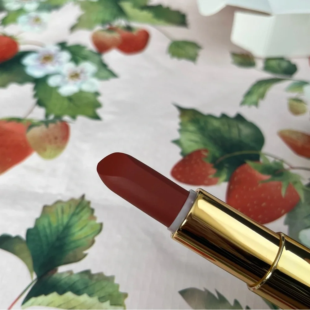 Classic Red Lipstick in Gorgeous Gold Packaging - Picture 2 of 14